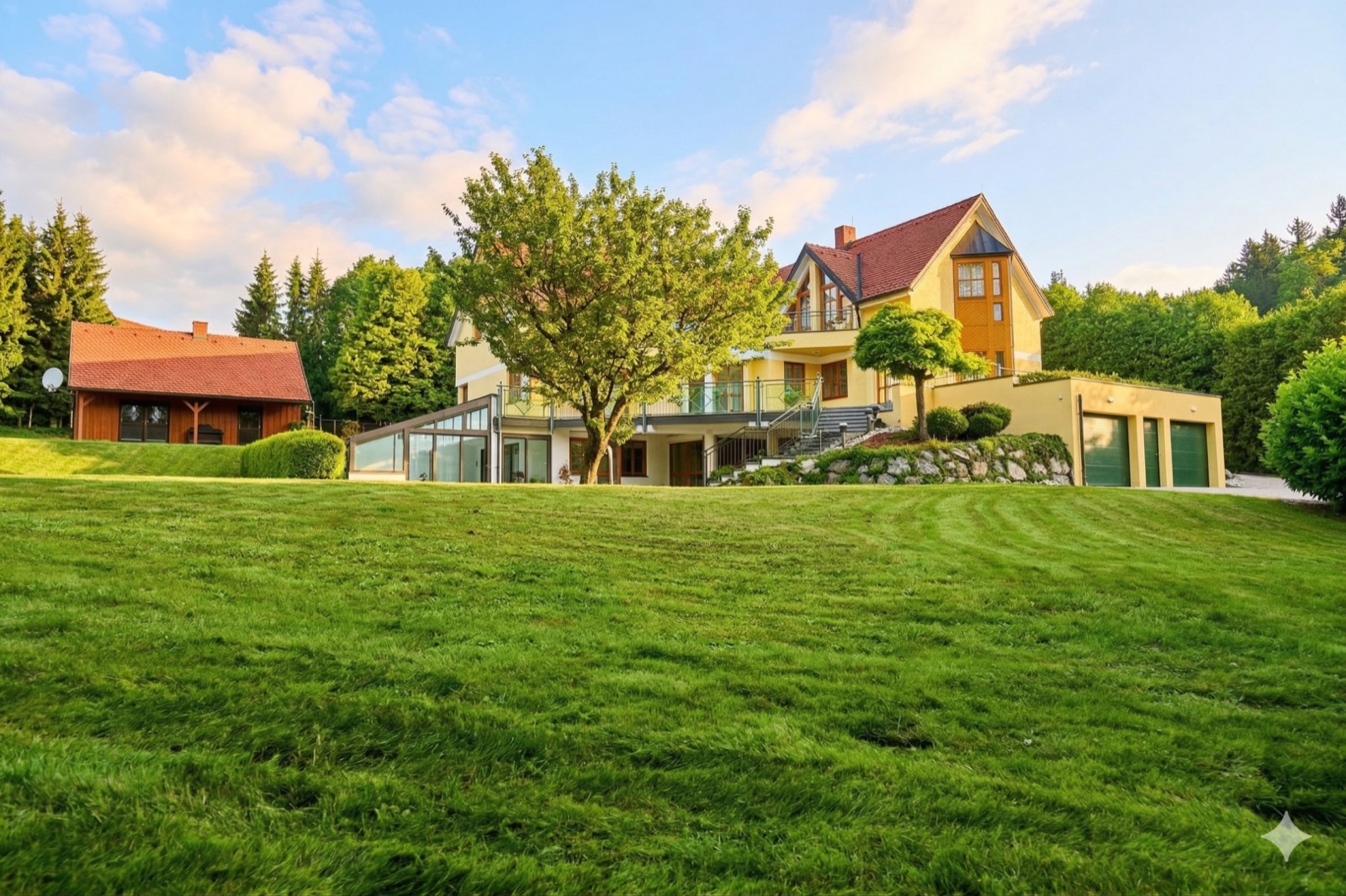 Exklusive Luxusvilla mit parkähnlichem Grundstück in Bestlage Graz-Mariatrost