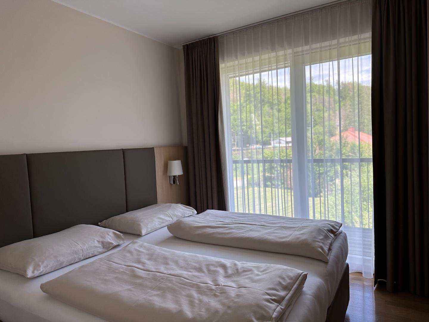 Seejuwel als Renditeobjekt – 3-Zimmer-Wohnung mit Südterrasse und eigenem Seezugang am Wörthersee