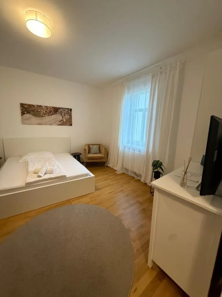 Kurzzeitappartements in Graz: Zentrale Business Appartements mit Service-Paket #bbs7 #ambiente