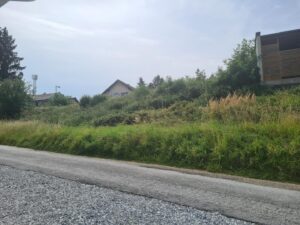 Bauträgergrundstück mit Baubescheid auf der Laßnitzhöhe – Aussichtslage
