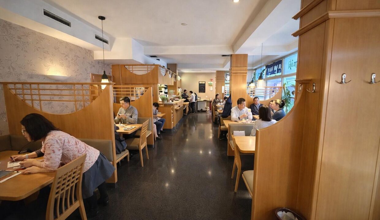 restaurant