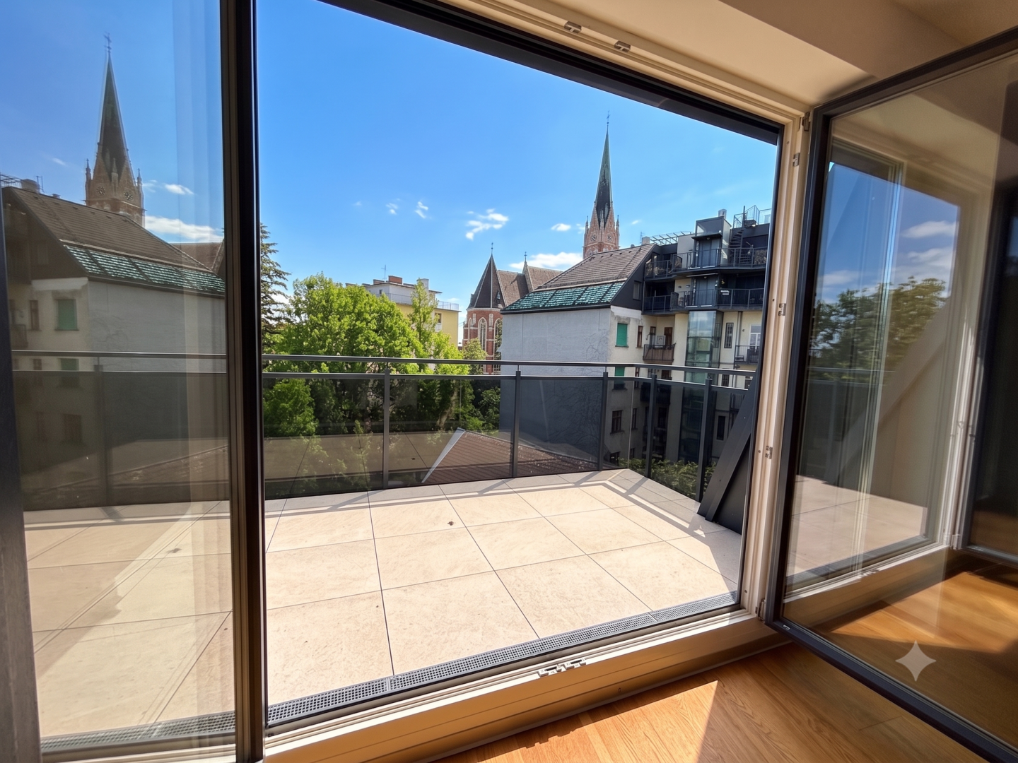 Anlegerpaket in Bestlage: Penthouse + 2 Anlegerwohnungen – USt ausweisbar, € 120.000 Preisvorteil im Paket