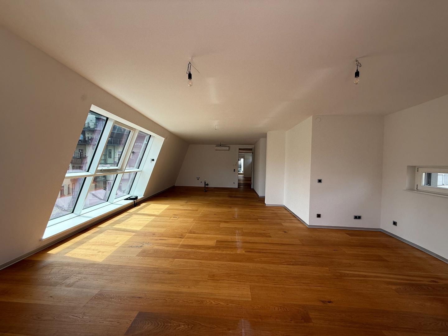 Anlegerpaket in Bestlage: Penthouse + 2 Anlegerwohnungen – USt ausweisbar, € 120.000 Preisvorteil im Paket