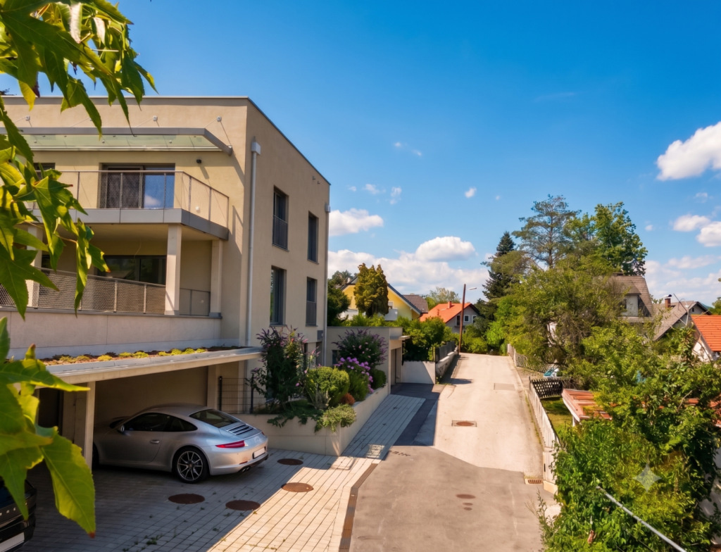 Waltendorf: Maisonette mit Garten, drei Freiflächen und zwei Eingängen – Bild 2