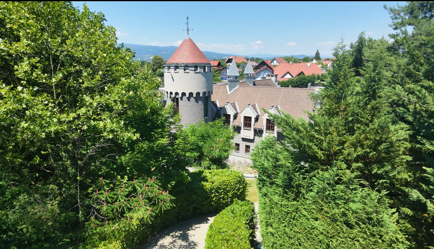 Das Schloss in Lannach – Repräsentativer Firmen- und Privatwohnsitz auf 10.600 m² Parkgrundstück