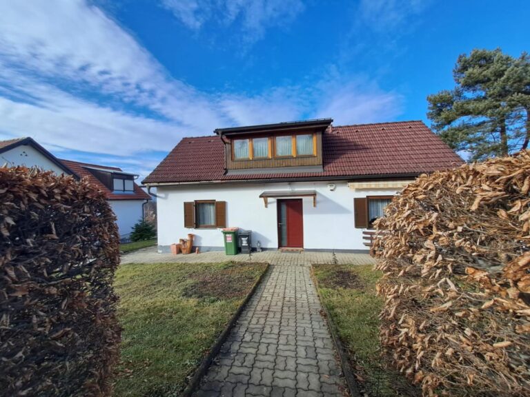 Ihr Wohntraum in Graz-Waltendorf: Einfamilienhaus mit Panoramablick zum neuen Vorteilspreis