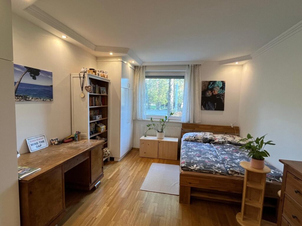 Helle 2-Zimmer-Wohnung mit Balkon ins Grüne in Graz-Eggenberg!