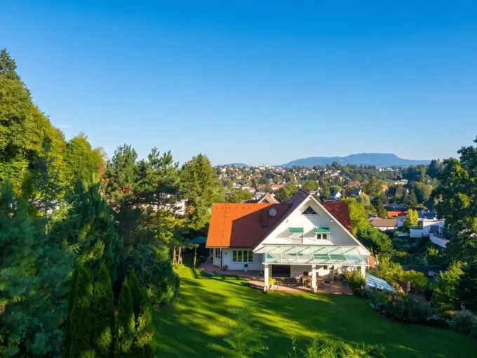 Einfamilienhaus Graz – Graz-St. Peter · Anwesen mit 380 m² Wohnfläche, privatem Spa und…