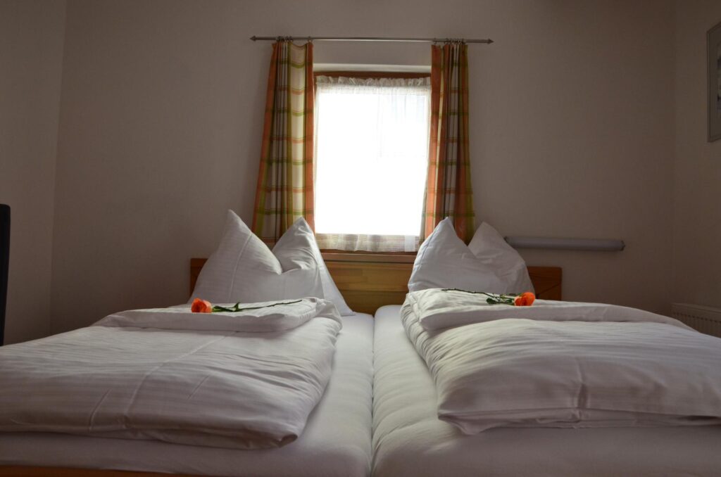 Zimmer – Gastgewerbe, 5753 Saalbach
