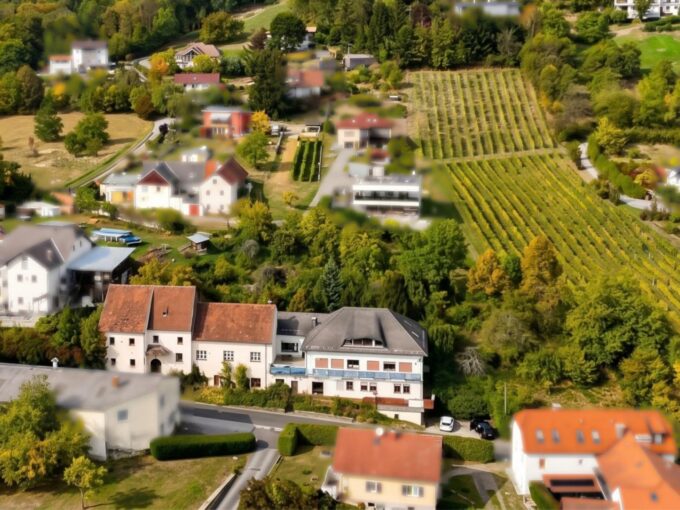 Mehrfamilienhaus Hartberg – ** Zum Schnäppchenpreis** Große Liegenschaft im Zentrum von…