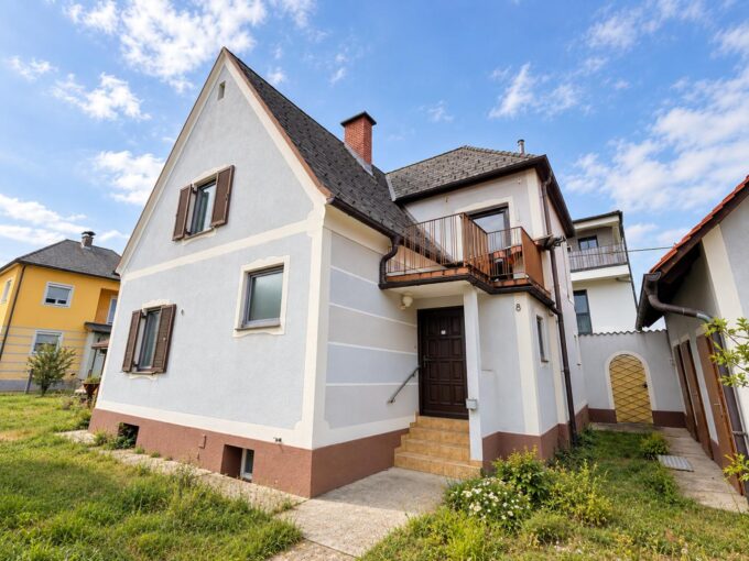 Einfamilienhaus Kalsdorf bei Graz – Aus Alt mach Traumhaus! Charmantes Einfamilienhaus auf 670 m²…