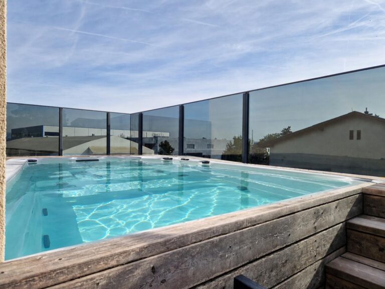 Exklusives Neubau-Penthouse mit XXL-Terrasse & Pool