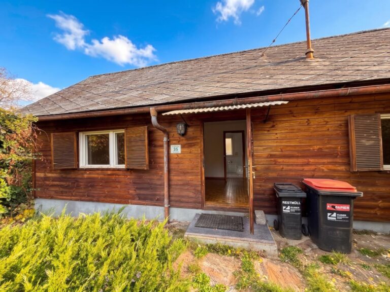 Stattegg: Haus aus den 60ern auf 1.011 m², Südlage, Weitblick
