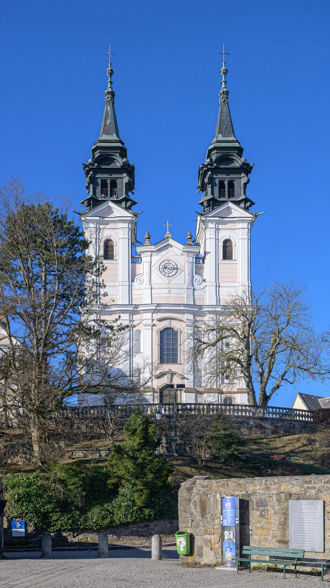 Kirche in Linz im Abendlicht